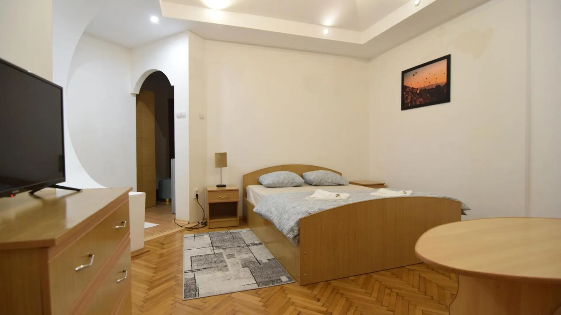 Daire Studio Over The Houses Bükreş