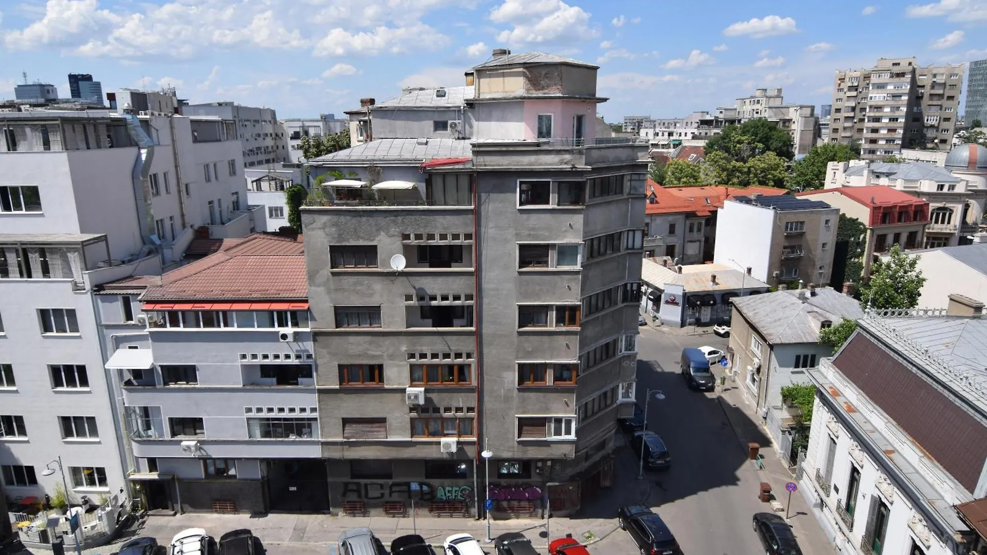 Studio Over The Houses Bükreş